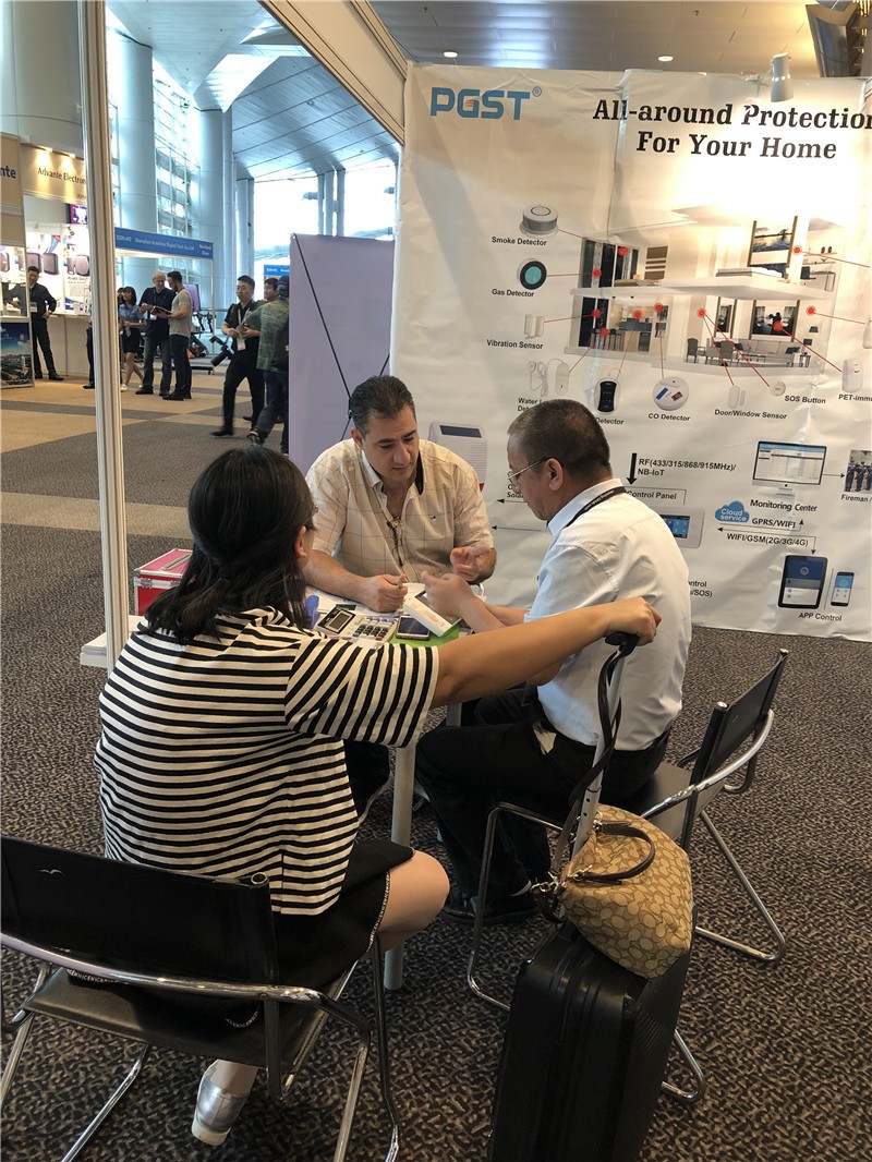 領(lǐng)航集團(tuán)香港春季電子產(chǎn)品展揭幕，恭候您的光臨！