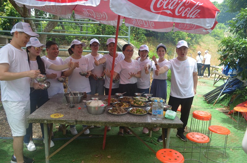 年領(lǐng)航集團(tuán)南澳西沖歡樂之旅！