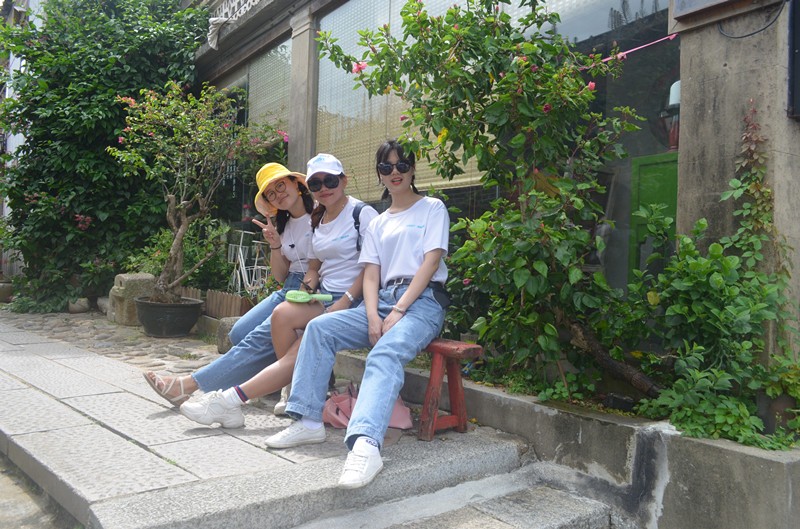 年領(lǐng)航集團(tuán)南澳西沖歡樂之旅！